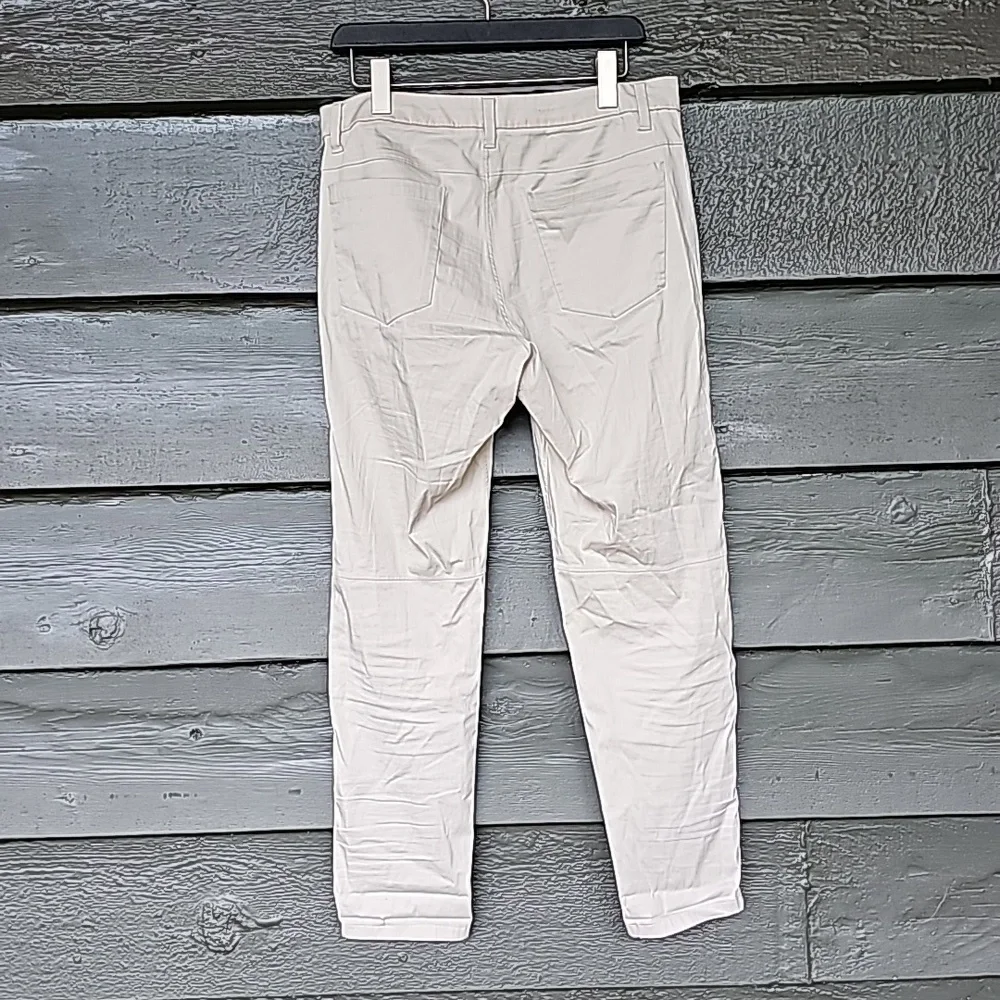 Lululemon Pants - Picture 9 of 11